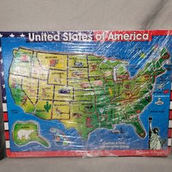 Melissa & Doug U.S.A. Map Sound Puzzle - Hear State Names and Capitals! - 40 Pieces  - For Ages 5 and Up - Great Condition! 