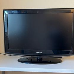 Samsung 32” Inch HD TV
