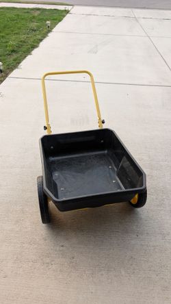 Gorilla 4 cu ft Poly utility garden cart