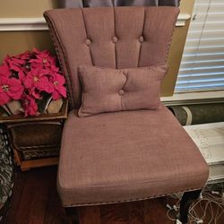 Brown Accent CHAIR
