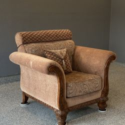 Cabriole/European Style Armchair (3/3 Set)
