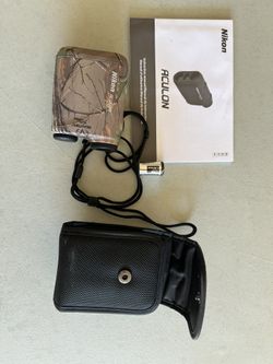 Nikon Aculon Range Finder
