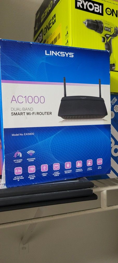 Router Linksys AC1000