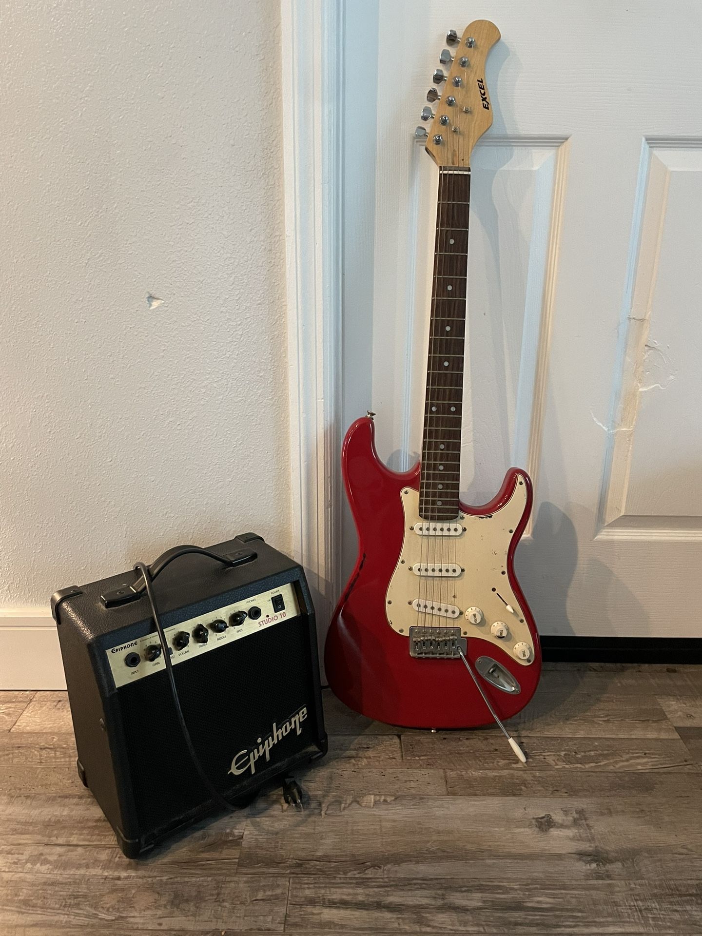 Excel Guitar With Epiphone Amp