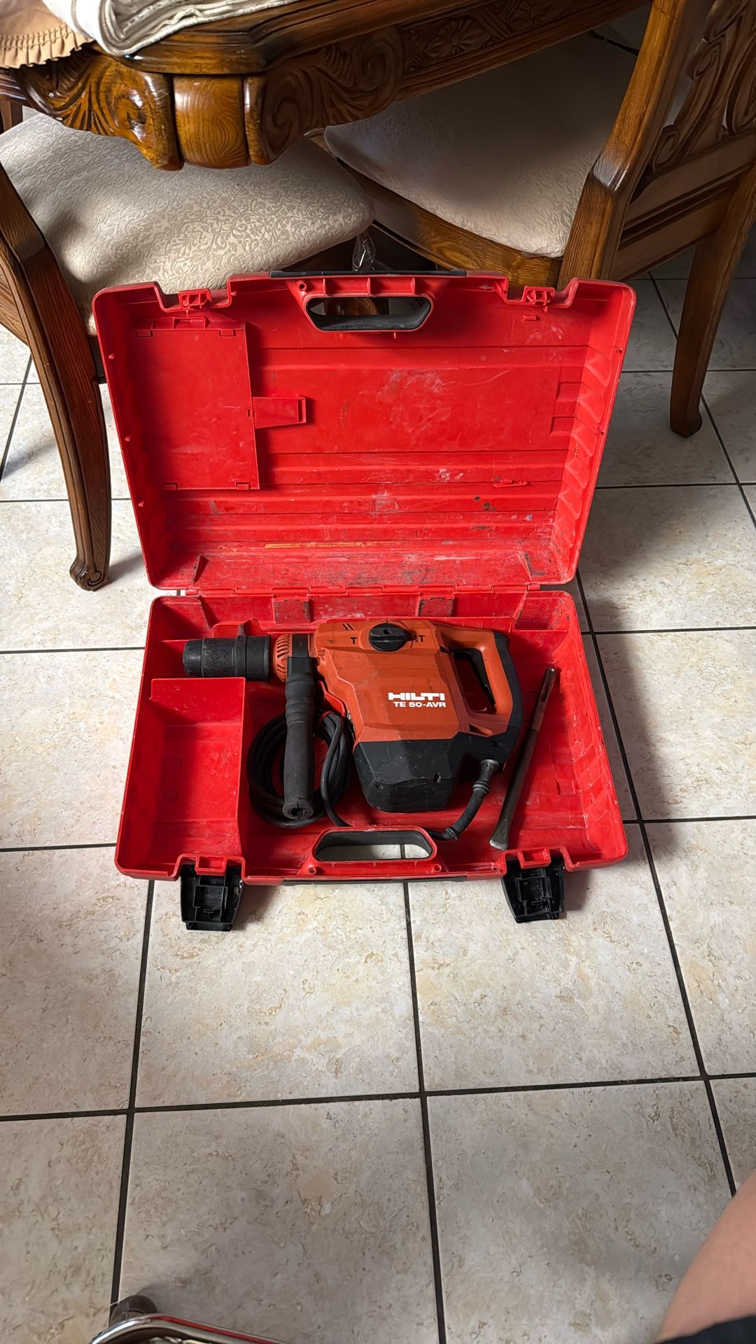 Hilti TE-50 AVR Rotary Hammer 