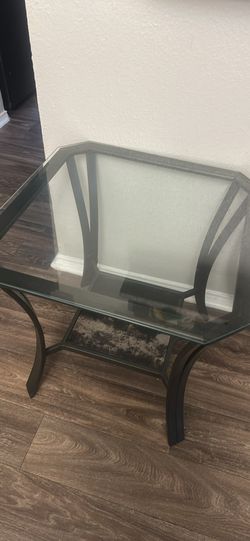 Living room set tables