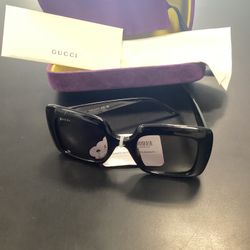 Gucci Women’s GG0896S Squared Sunglasses 