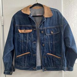 Vintage Denim Jacket-weathered Blues 