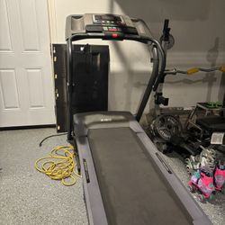 Treadmill 