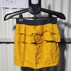 Country Yellow Ruffle Skirt, size 34 (0581)
