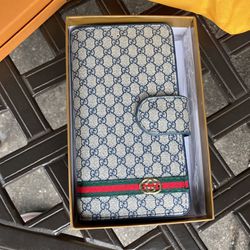 Gucci Wallet/ Phone Case 