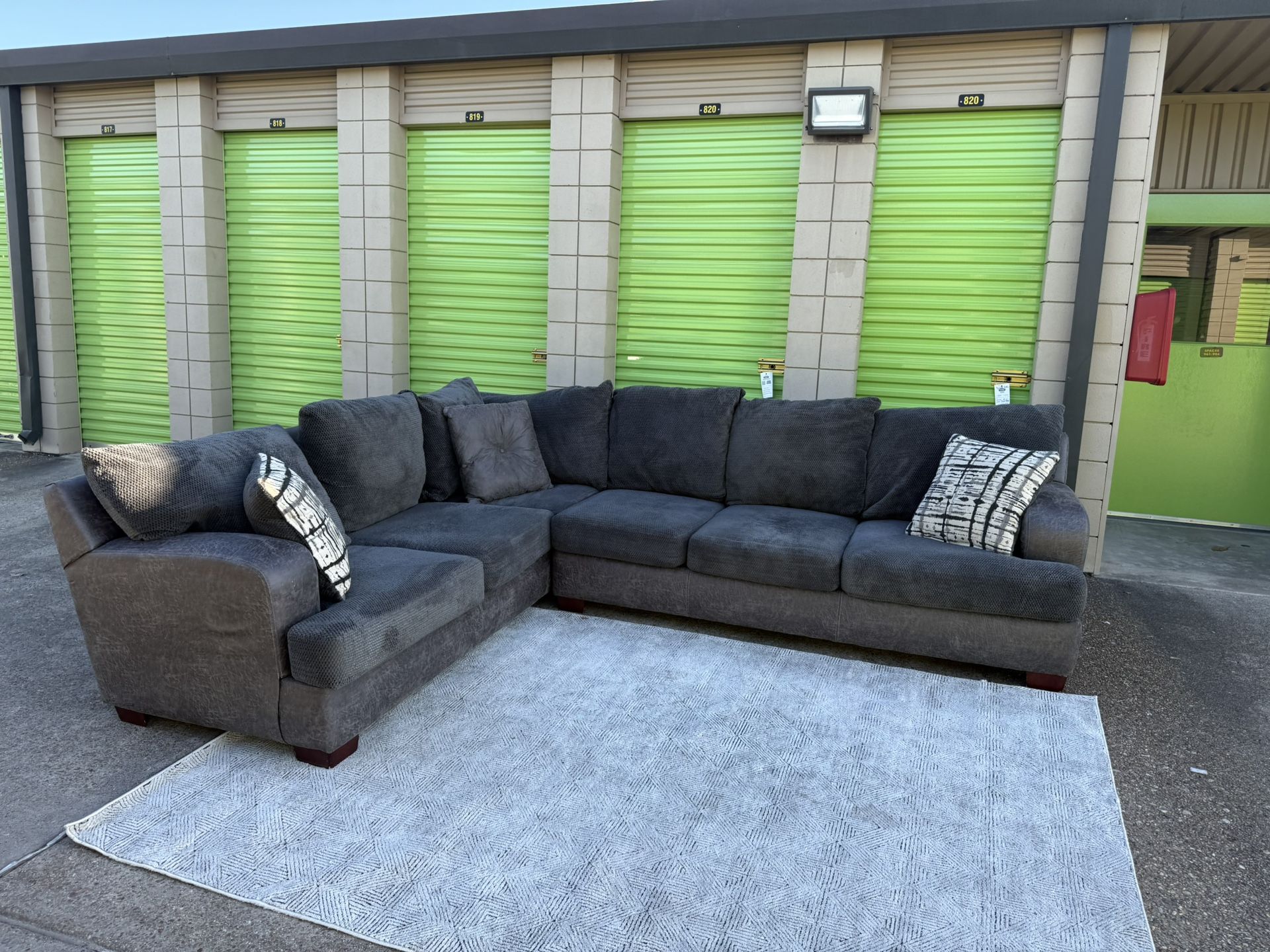 High-Quality Grey Sectional Couch