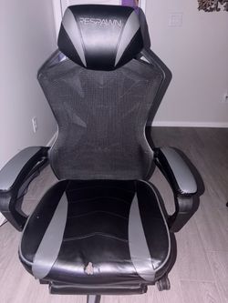 Respawn gaming chair