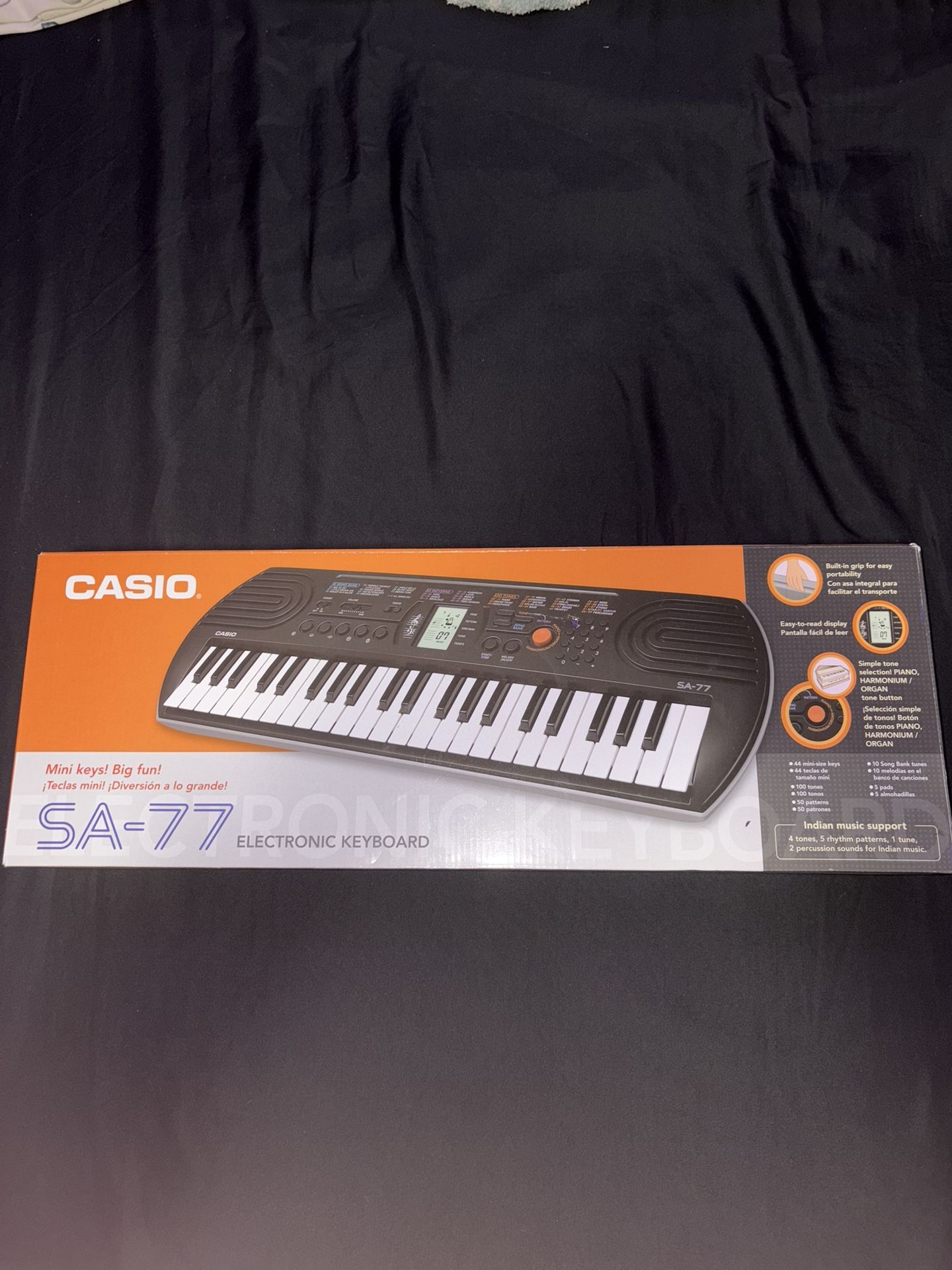 Casio SA-77 Electric piano