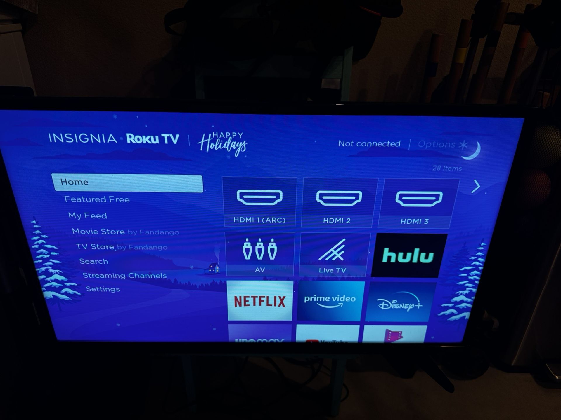 Insignia Roku Tvs 32in And 39in
