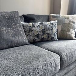 Raymour and Flanigan - Sofa (Grey, 96 Inches Long)