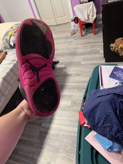 Kids Jordan’s size 2