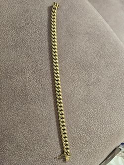 14kt Gold Cuban Link  Bracelet