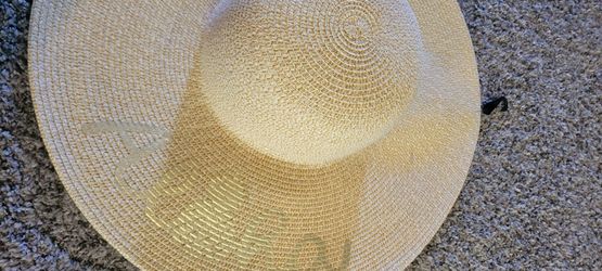 Brand new with tags Women's sun hat