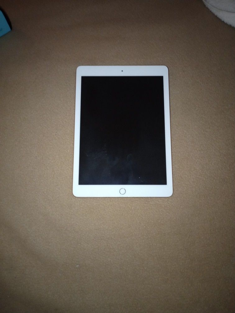 128GB iPad 