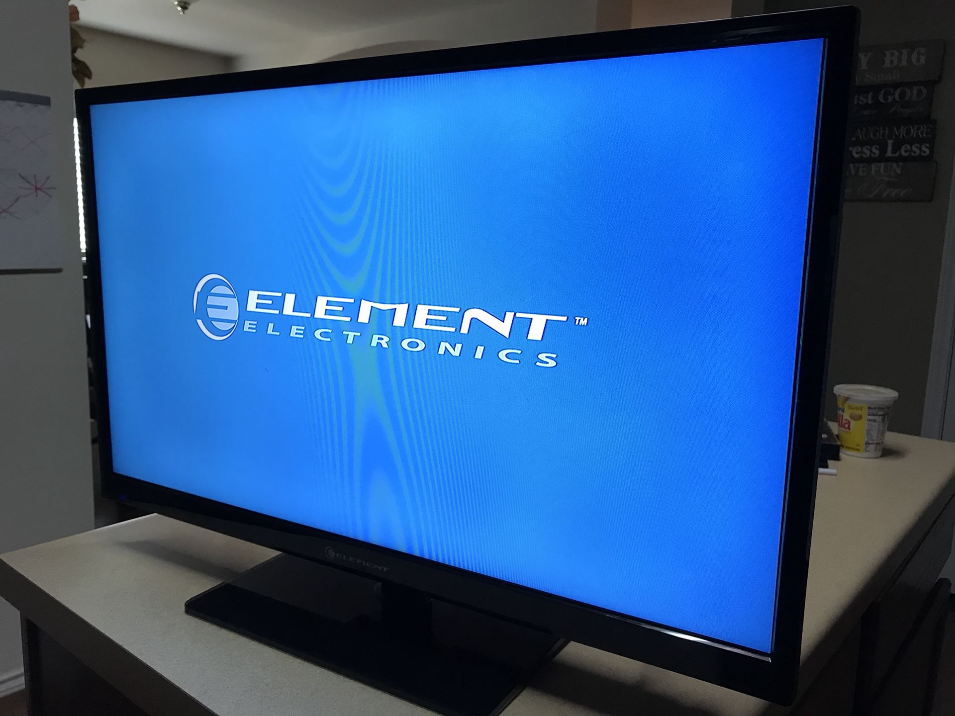 29" ELEMENT 1080p 60hz LED HDTV