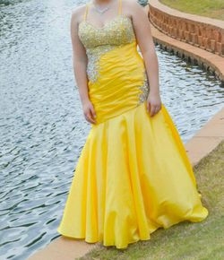 Tony Bowls Le Gala Prom Dress