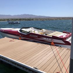 2004 Sleekcraft - 30’ closed bow cruiser