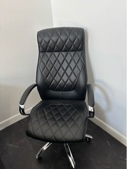 High-Back Executive Office Chair - Black Diamond Stitched Leather