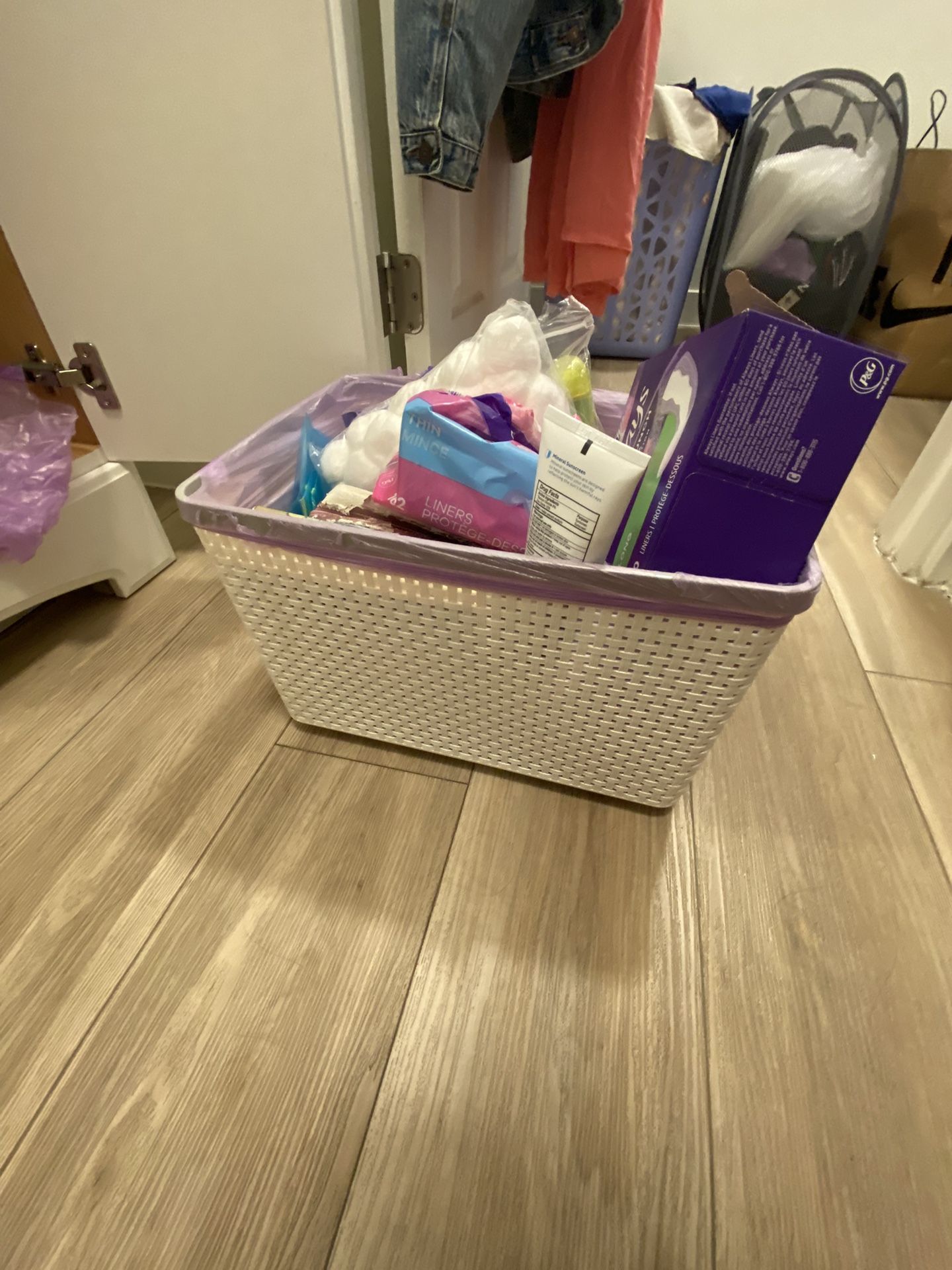 Container Store X-Large Cottage Woven Storage Bin