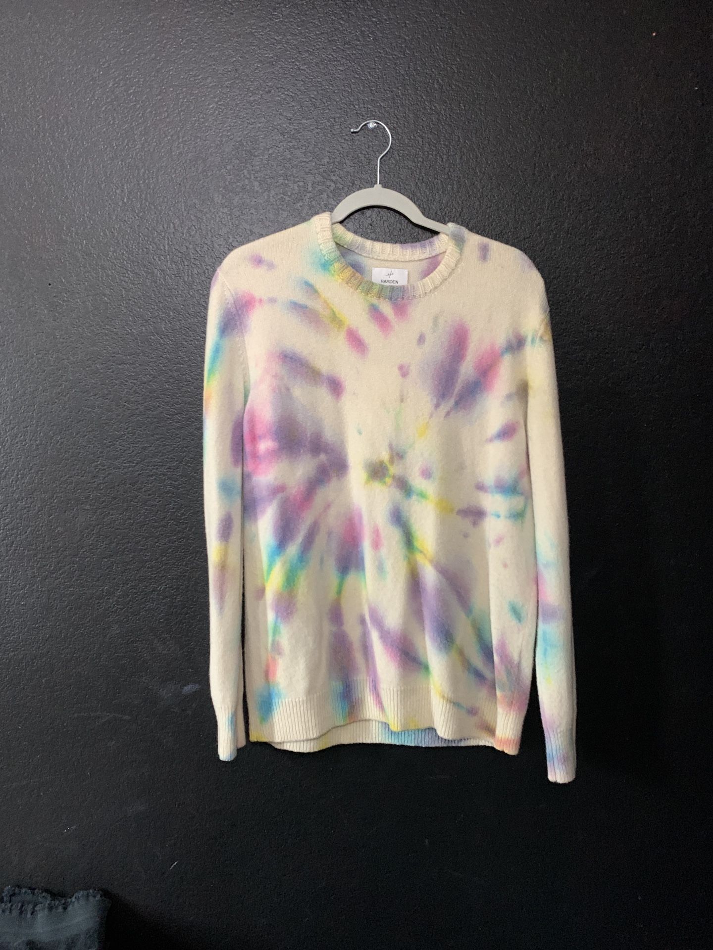 **DESIGNER** HARDEN Cashmere Sweater MEDIUM