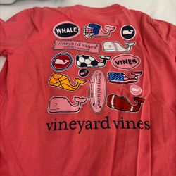 Vineyard vines 3 years excellent Cond