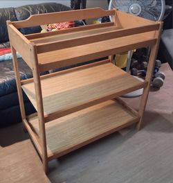 LIGHT COLOR WOODEN CHANGING TABLE $100 OR BRO