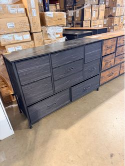 Dresser TV stand chest ( fabric drawer) Cómoda / mueble para TV (con cajones de tela)