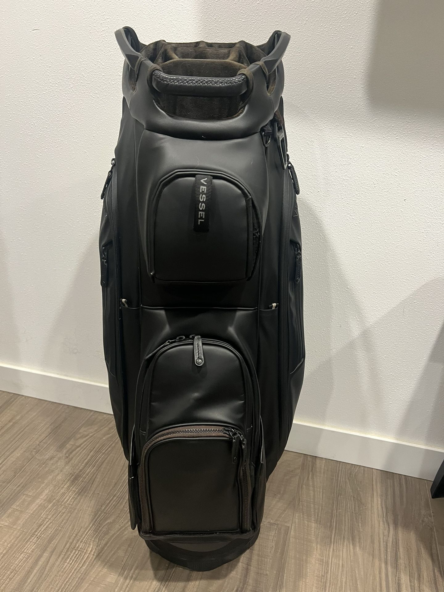 Vessel Lux Cart Bag - Black 14 Way