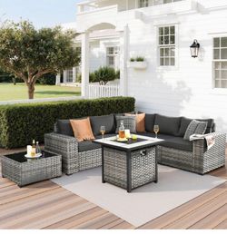 Patio set outdoor new in the box
