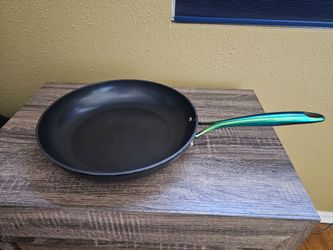 Thyme and Table 12" Frying Pan