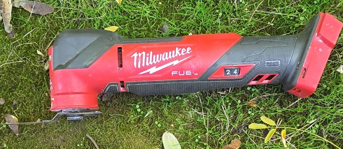 Milwaukee Oscillating Multi-tool