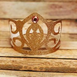 Crown cake topper
