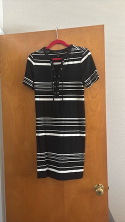 Cute White House/Black Market Dress