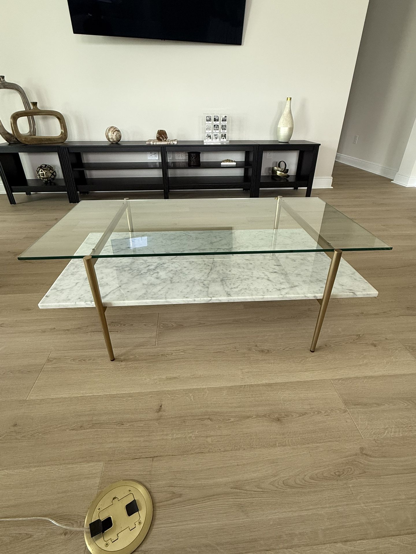 West Elm Mid-Century Art Display Marble Coffee Table (46")