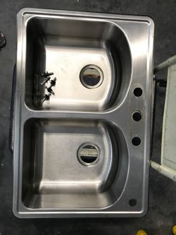 Glacier Bay double sink