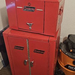 Snap-on Top And Bottom Tool Cart