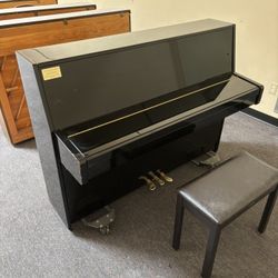 Kawai K-15E Upright Piano