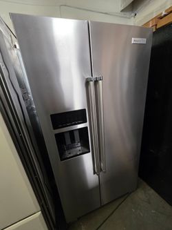 KITCHENAID SIDE BY SIDE STAINLESS STEEL REFRIGERATOR