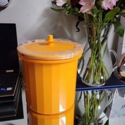 Tupperware Hielera