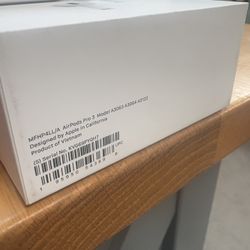 Brand New Air Pods Pro 3 With Box And Packaging