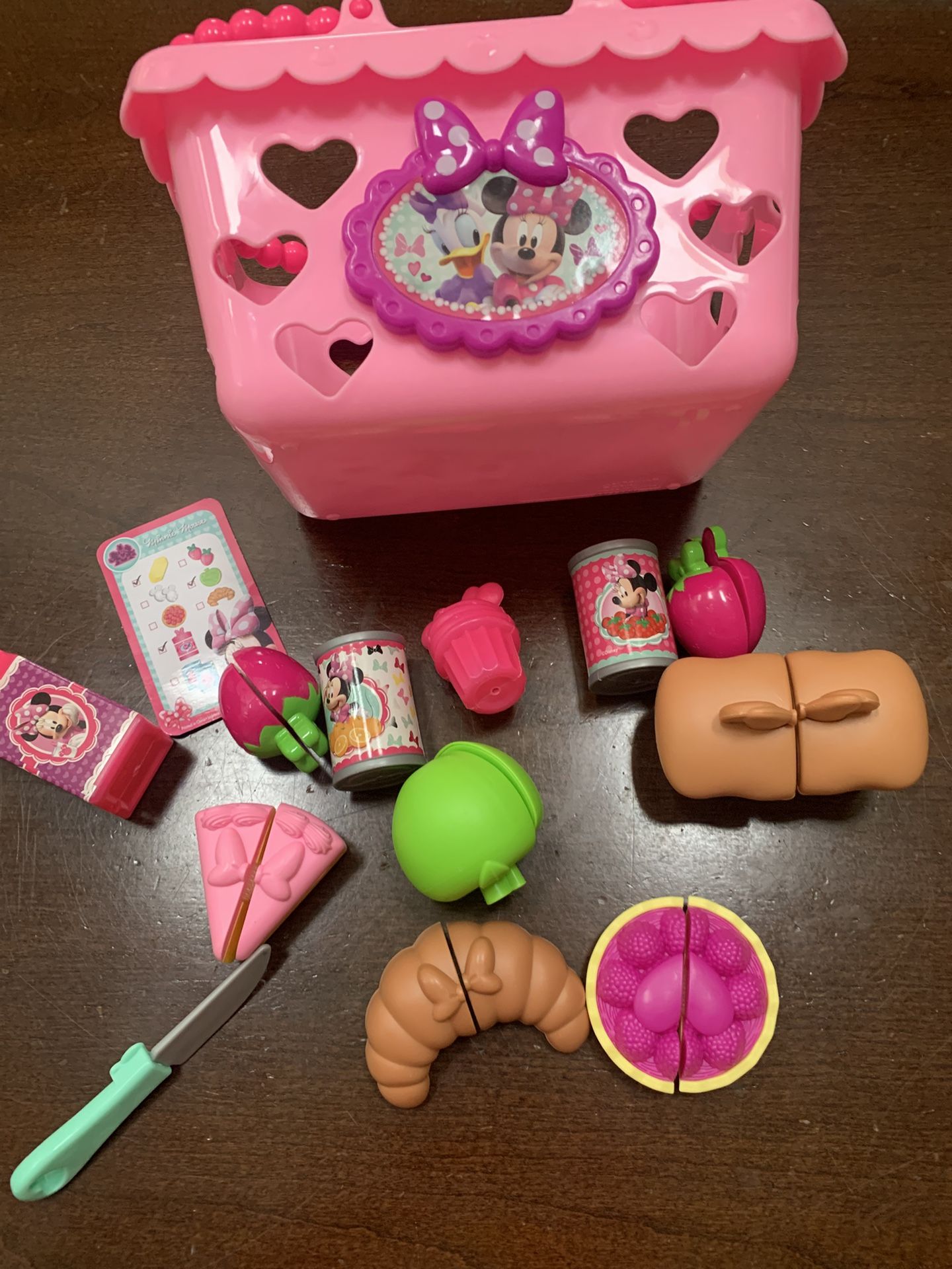 Minnie Mouse Bow-Tique Shopping Basket