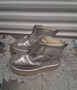 Silver UGG Boots SZ4