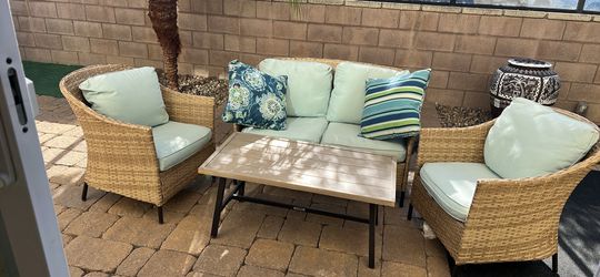 Patio furniture sofa - very good condition (used)