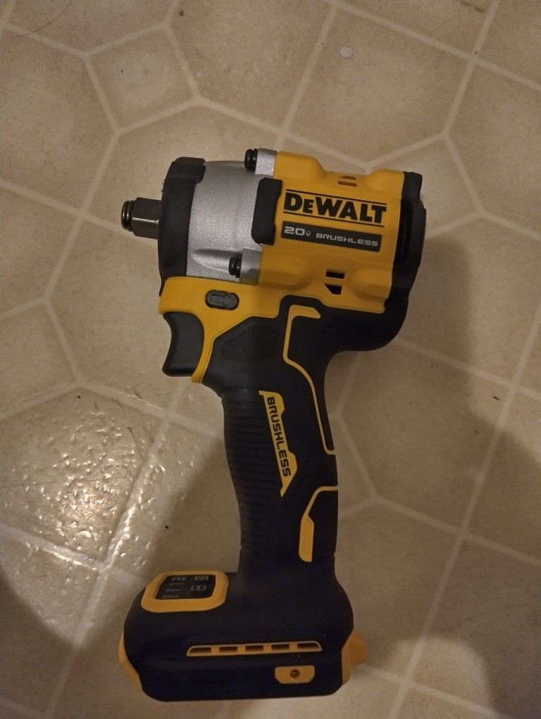 DeWalt Atomic Brushless Cordless 1/2 compact Impact Wrench 4 Speed 450 Ft-lbs Torque 20v Max tool Only New firm price
